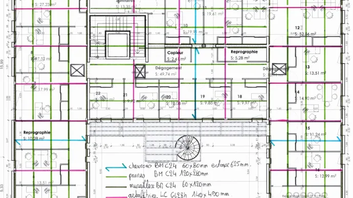 Plan annoté avec un prédimensionnement de structure bois