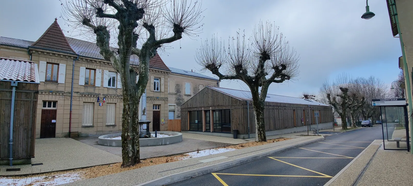 Extension en bardage bois du groupe scolaire de Charpey