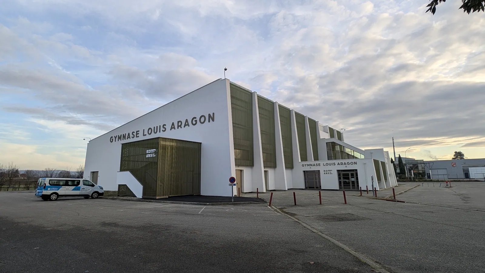 Gymnase Louis Aragon à Romans-sur-Isère après rénovation